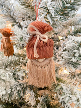 Load image into Gallery viewer, Gnome Ornament