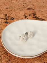 Load image into Gallery viewer, Square Studs