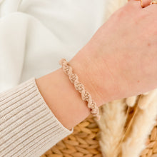 Load image into Gallery viewer, macrame bracelet