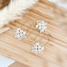 Load image into Gallery viewer, macrame bookmarks