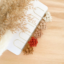 Load image into Gallery viewer, macrame bookmarks