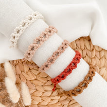 Load image into Gallery viewer, macrame bracelet