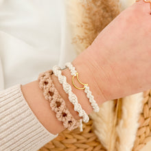Load image into Gallery viewer, macrame moon bracelet