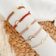 Load image into Gallery viewer, macrame moon bracelet
