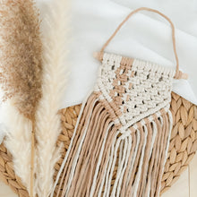 Load image into Gallery viewer, mini macrame wall hanging