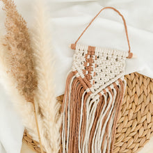 Load image into Gallery viewer, mini macrame wall hanging