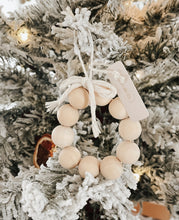 Load image into Gallery viewer, Wooden Bead Wreath Ornament