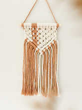 Load image into Gallery viewer, macrame wall hanging