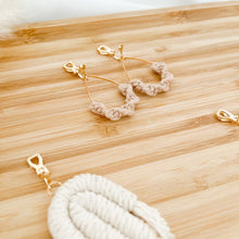 Load image into Gallery viewer, macrame earrings teardrop