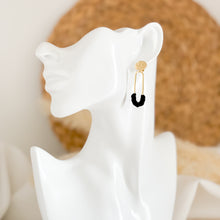 Load image into Gallery viewer, “The Oval” Earrings
