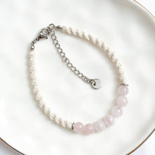 Load image into Gallery viewer, Rose Quartz &amp; Macrame Bracelet
