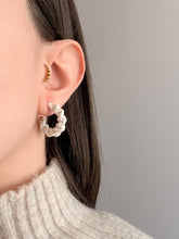 Load image into Gallery viewer, Small Hoops
