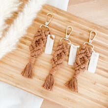 Load image into Gallery viewer, Macrame Keychain
